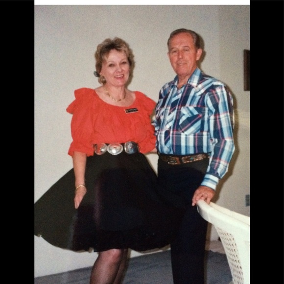 Meet your Posher, Barb - Picture 3 of 3